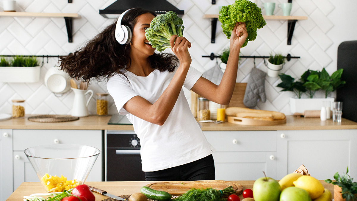 HEALTH IS WEALTH: A Guide to Eating Better For a Healthier Body